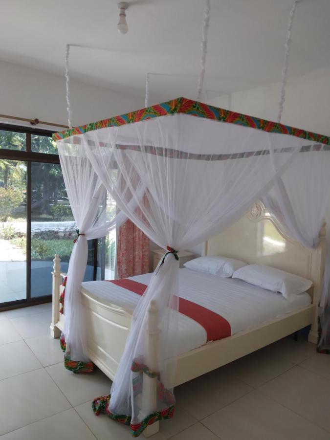 Coconut Tree Village Beach Resort Uroa Eksteriør bilde