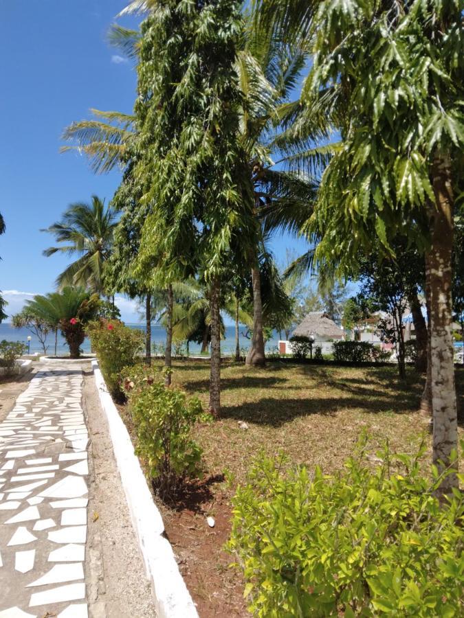 Coconut Tree Village Beach Resort Uroa Eksteriør bilde
