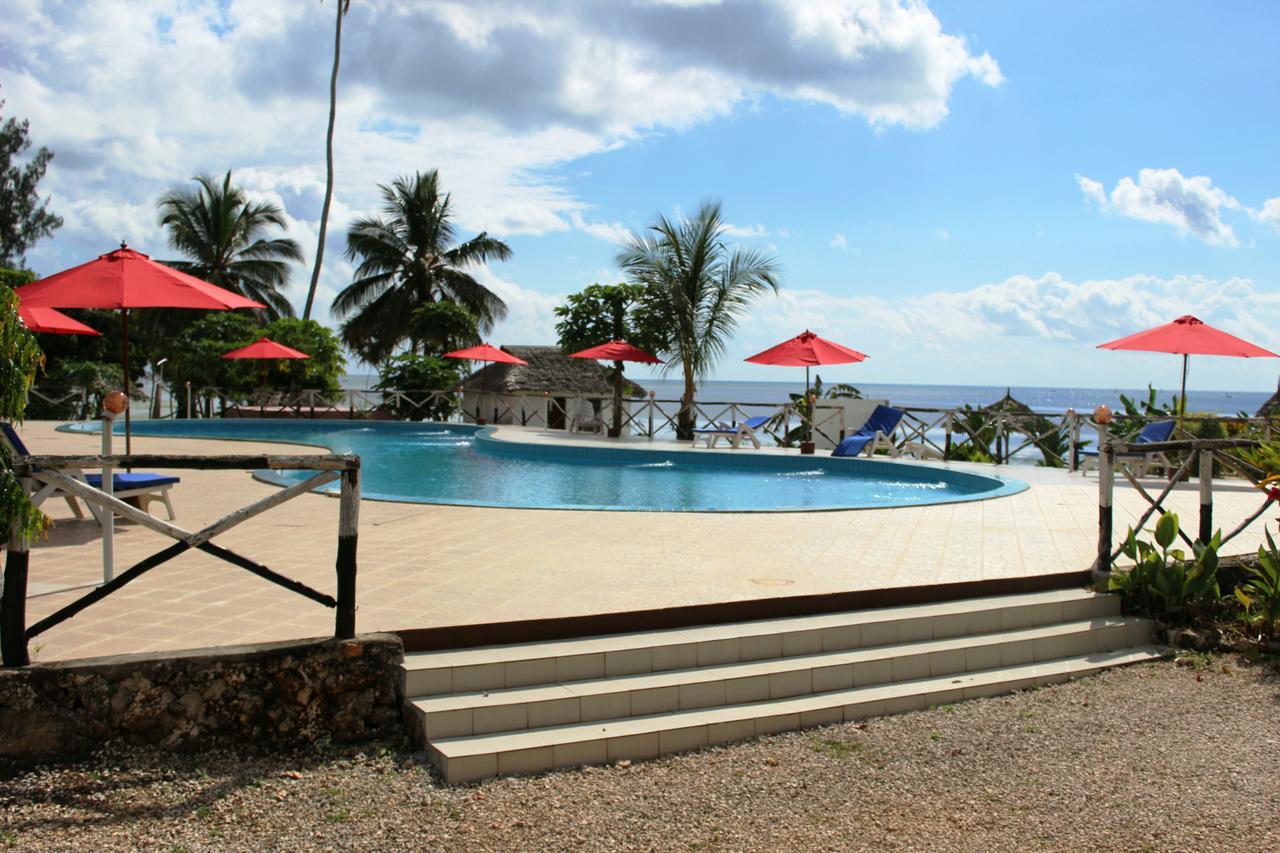 Coconut Tree Village Beach Resort Uroa Eksteriør bilde