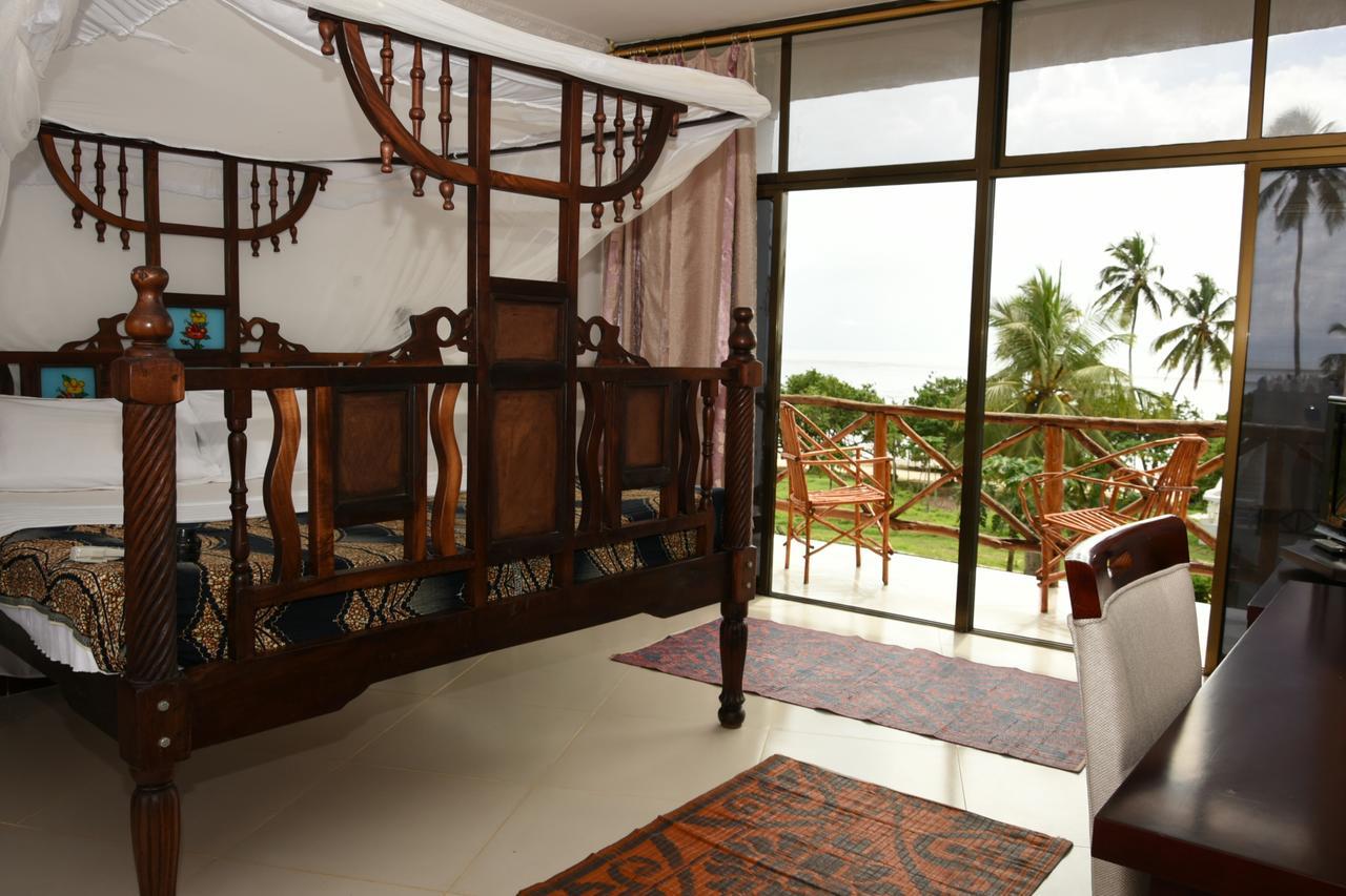 Coconut Tree Village Beach Resort Uroa Eksteriør bilde