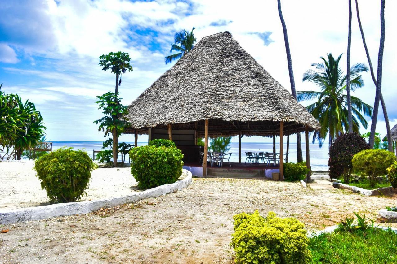 Coconut Tree Village Beach Resort Uroa Eksteriør bilde